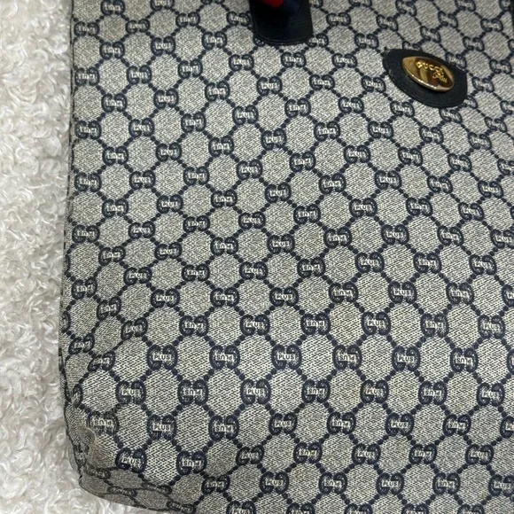 Gucci GG Plus Gray Monogram Tote Bag - Picture 7 of 16
